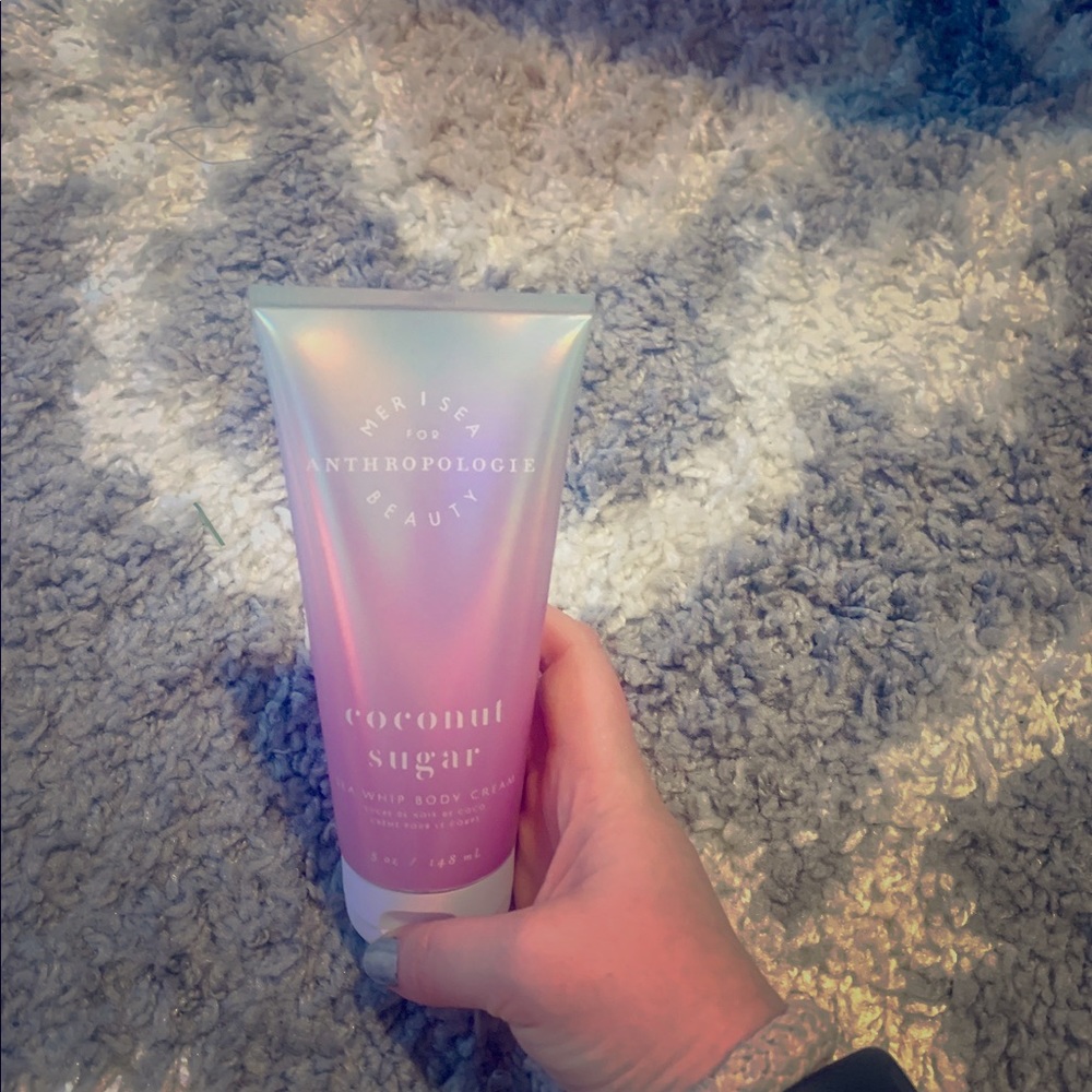 Coconut sugar body cream